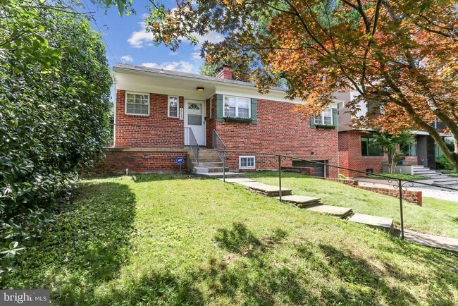 Building Photo - 5722 Bradley Blvd
