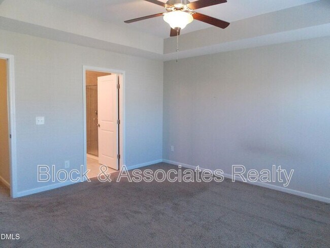 Building Photo - 509 N Tunstall Ave