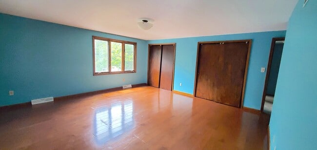 Building Photo - 89 Greencastle Ln