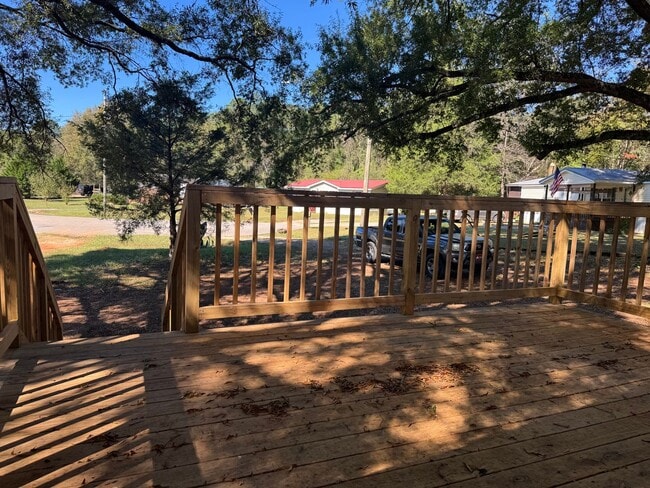 Building Photo - 236 Kue Pass