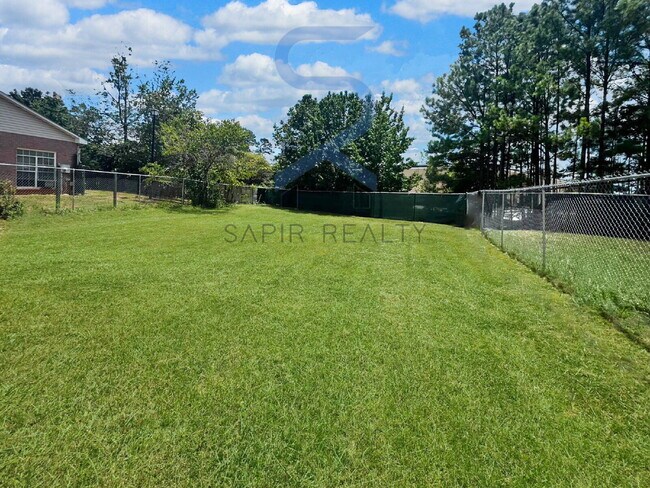 Building Photo - 2133 Hickory Bend SE