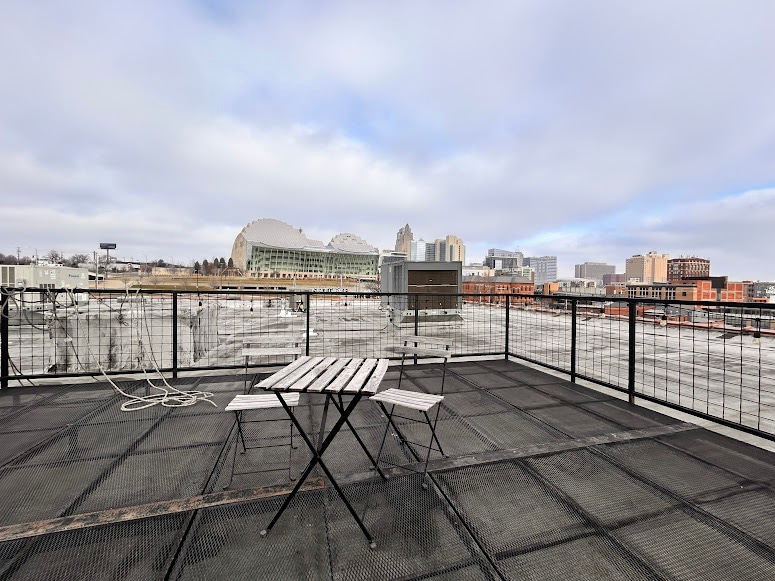 Building Photo - 1800 Central St