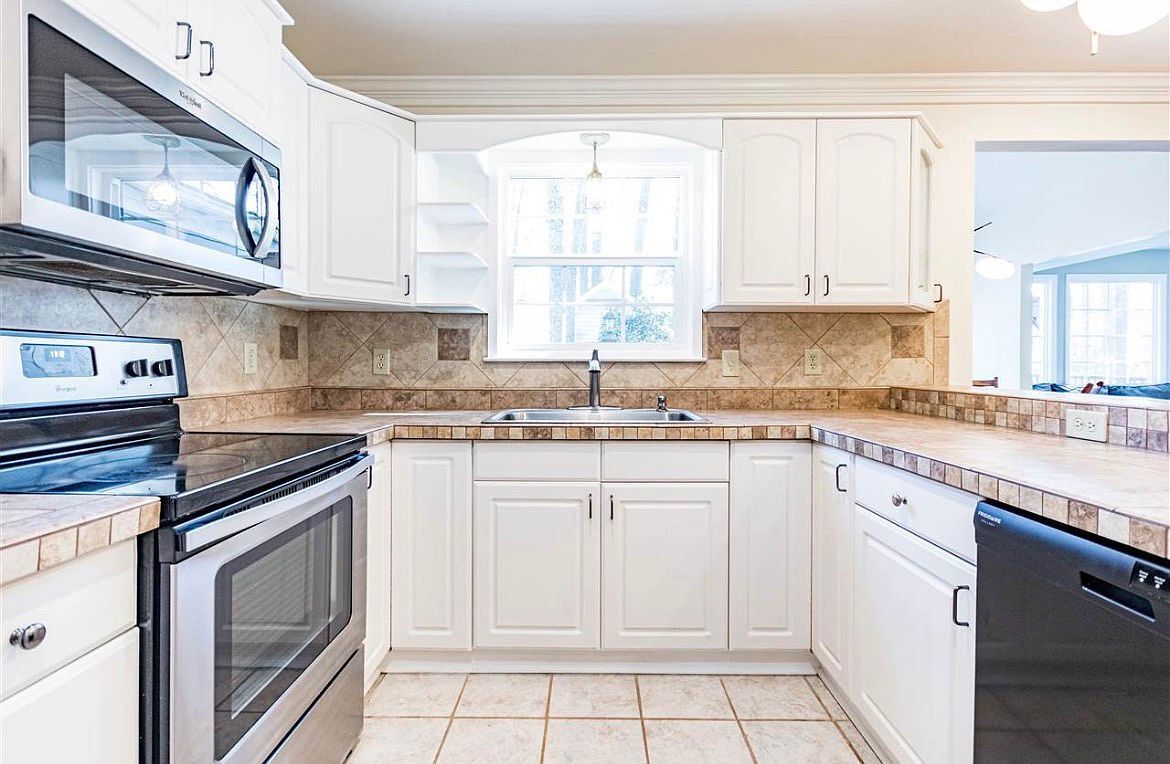 Building Photo - 6504 Hammersmith Dr