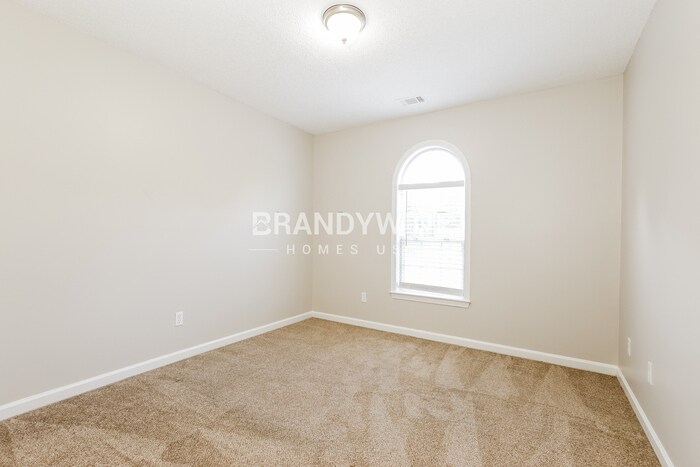 Building Photo - 5248 Katherine Village Dr
