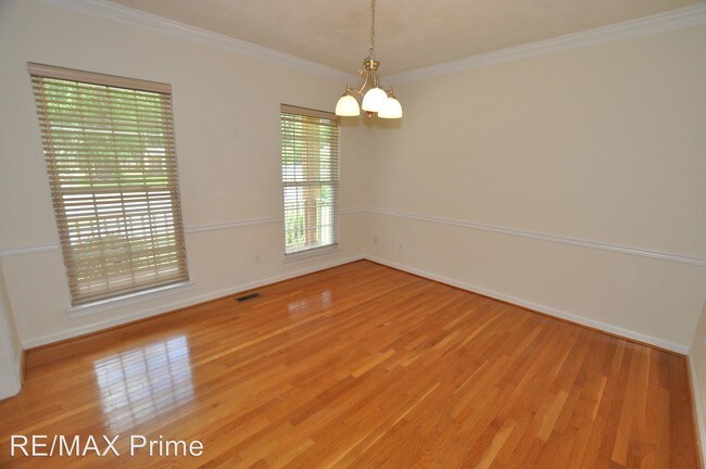 Building Photo - 6 br, 4 bath House - 1631 Jolliff Rd.