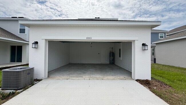 Building Photo - 6061 Meditation Dr