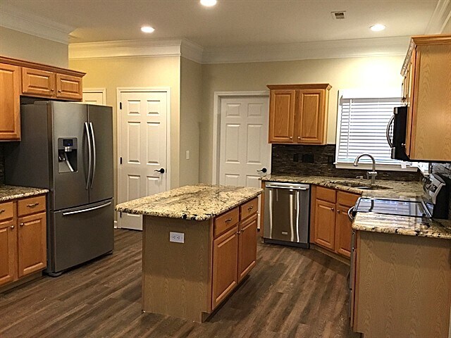 Building Photo - 10105 Grimbsy Ct