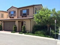 Building Photo - Stonegate detached home!