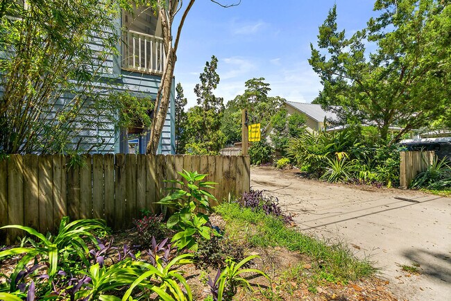 Building Photo - 47 San Marco Ave