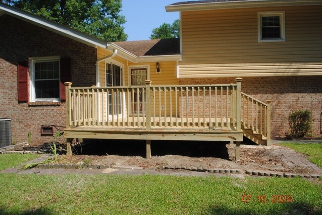 Building Photo - 102 Epworth Dr