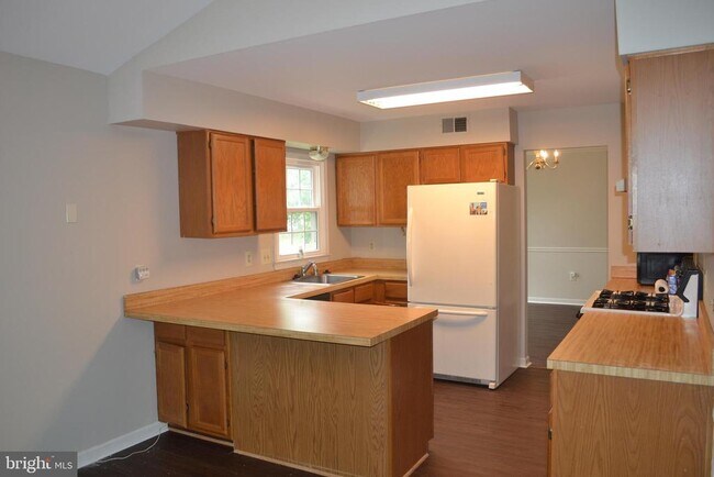 Building Photo - 9614 Shannon Ln