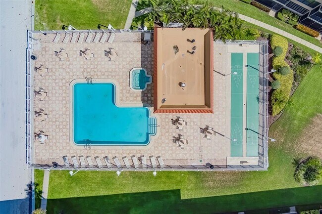 Building Photo - 17580 Gulf Blvd