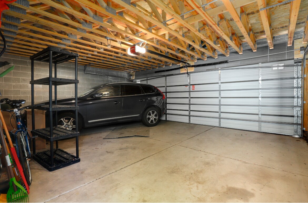 Building Photo - 1445 N Rockwell St