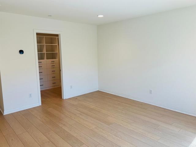 Building Photo - 530 Longmeadow St