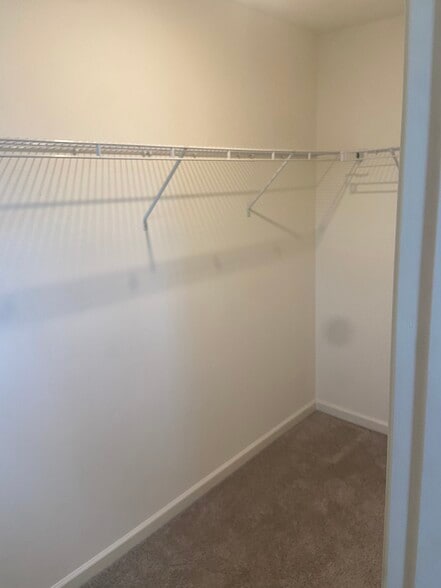 Building Photo - 13105 Suncreek Ter