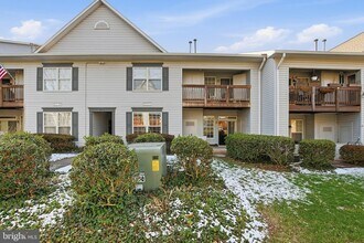 Building Photo - 9212 Azure Ct