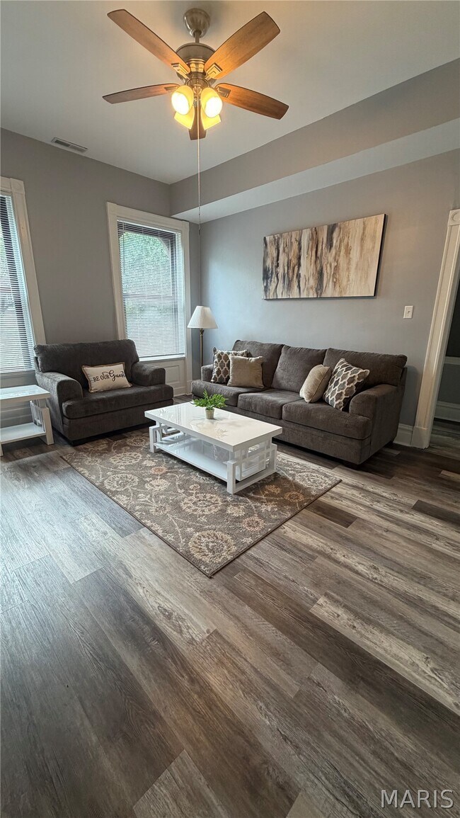 Building Photo - 2035 Allen Ave