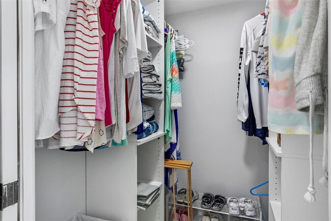 Building Photo - 5167 N Hwy A1A