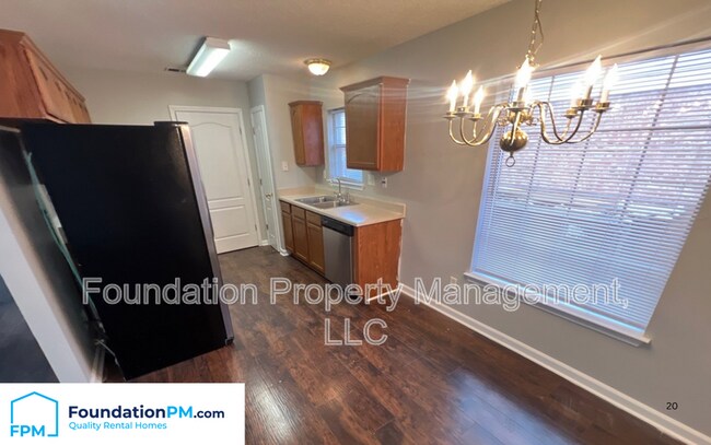 Building Photo - 9115 Cinderhill Cove W