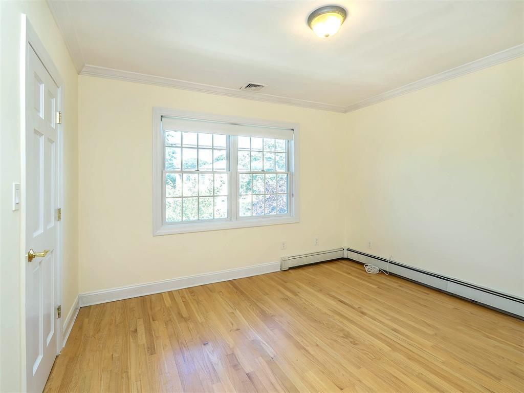 Building Photo - 30 Edgewood Rd