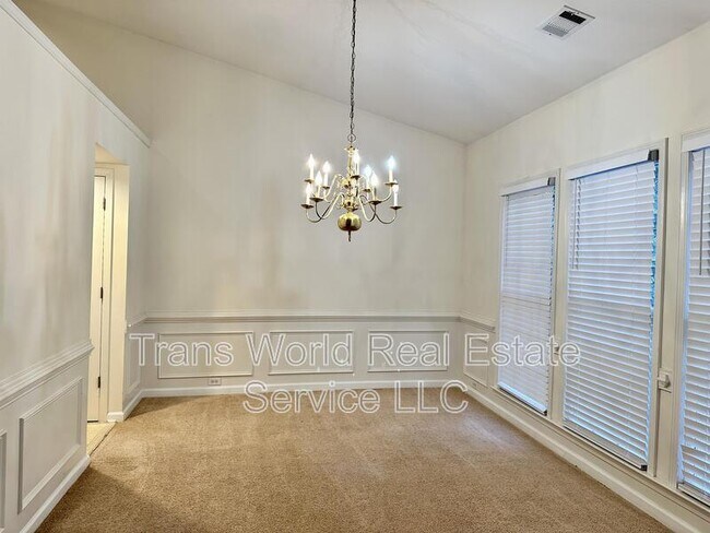 Building Photo - 8595 River Walk Landing