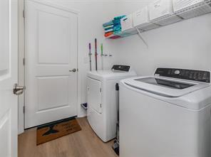 Building Photo - 2097 Mackerel St