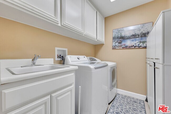 Building Photo - 23121 Park Marco Polo
