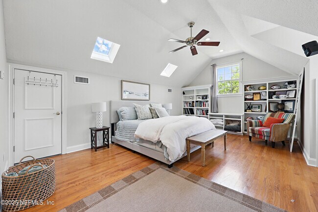 Building Photo - 24601 Deer Trace Dr