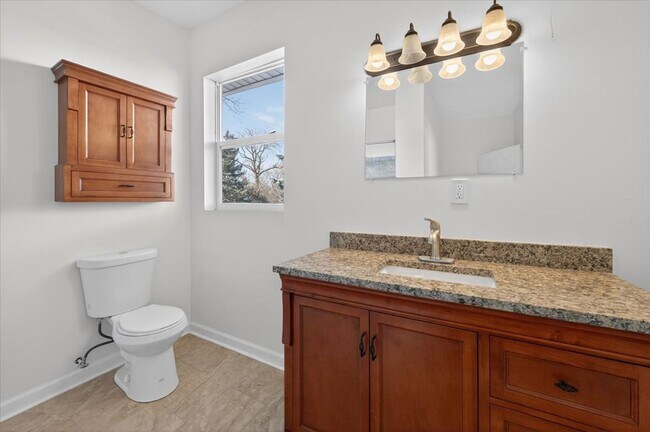 Building Photo - 2250 N Capitol Ave