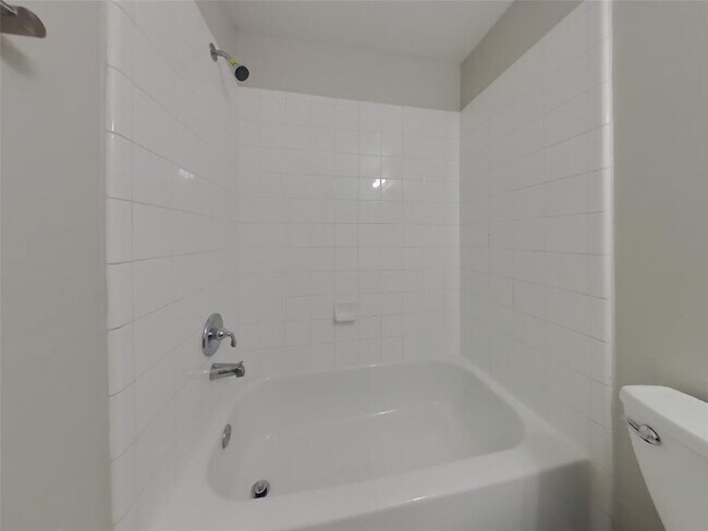 Building Photo - 15931 Imperial Forest Ln