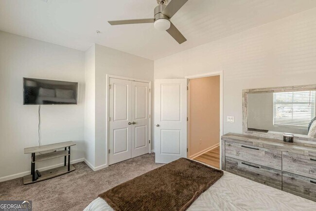 Building Photo - 1205 Skylar Ln SE