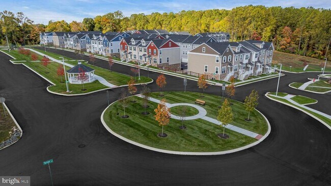 Building Photo - 302 Arya Ln