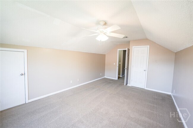 Building Photo - 248 Silver Brook Cir