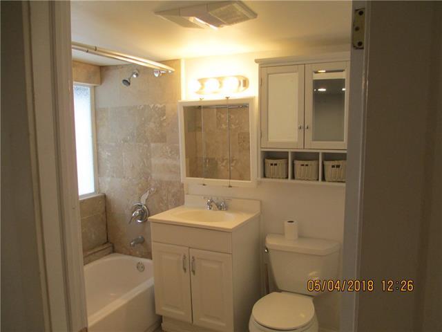 Building Photo - 7701 Jeannette St