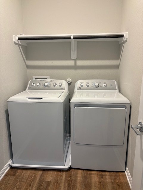 Building Photo - 1020 Vista View Dr