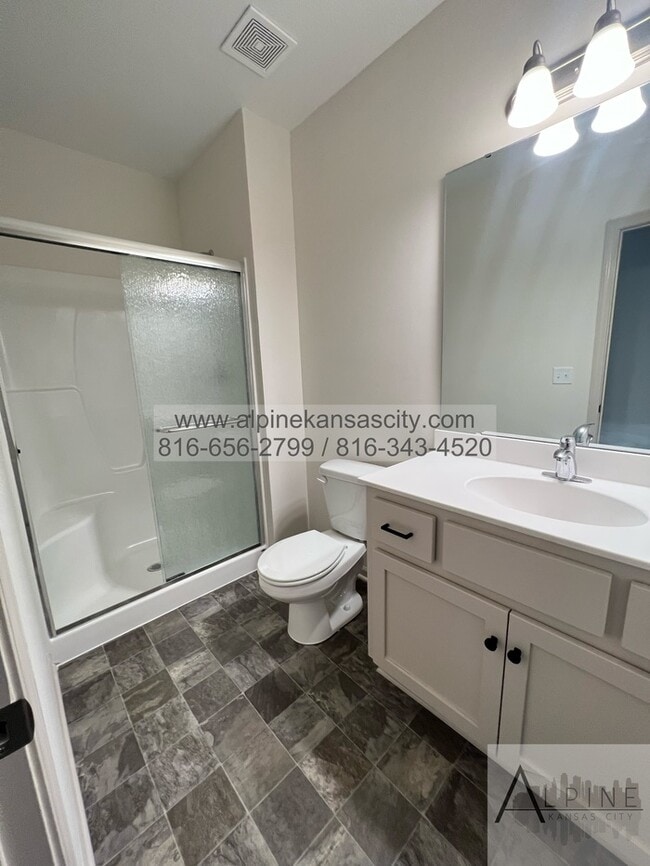 Building Photo - Spacious New Home in Quail Valley, Liberty Schools