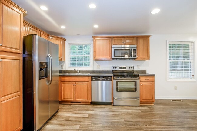 Building Photo - 3600 Green Creek