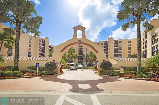 Building Photo - 7186 Promenade Dr