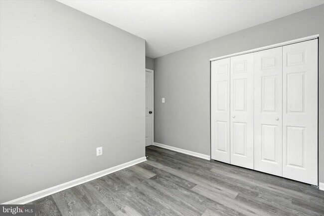 Building Photo - 1061 Berkley Dr