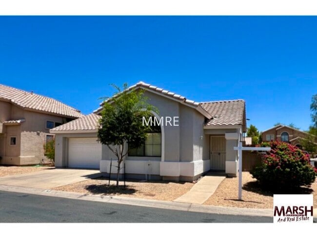 Primary Photo - Beautiful 2 bedroom home with community po...