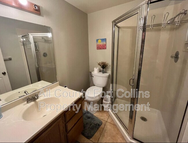 Building Photo - 3206 Greenwood Ct