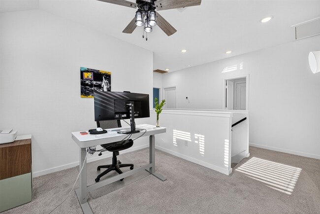 Building Photo - 2206 Via Cami Ln