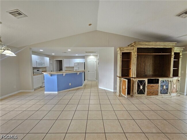 Building Photo - 2600 14th St W