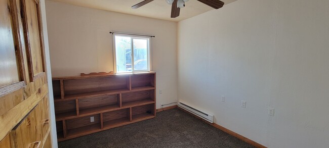 Building Photo - 720 Yarbrough St