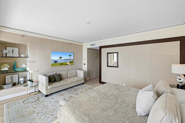 Building Photo - 4924 Fisher Island Dr