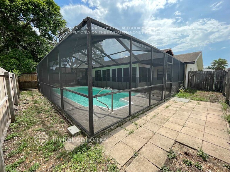 Building Photo - 11324 Stoneybrook Path