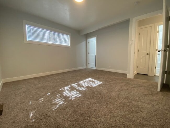 Building Photo - 1163 Buccaneer Dr