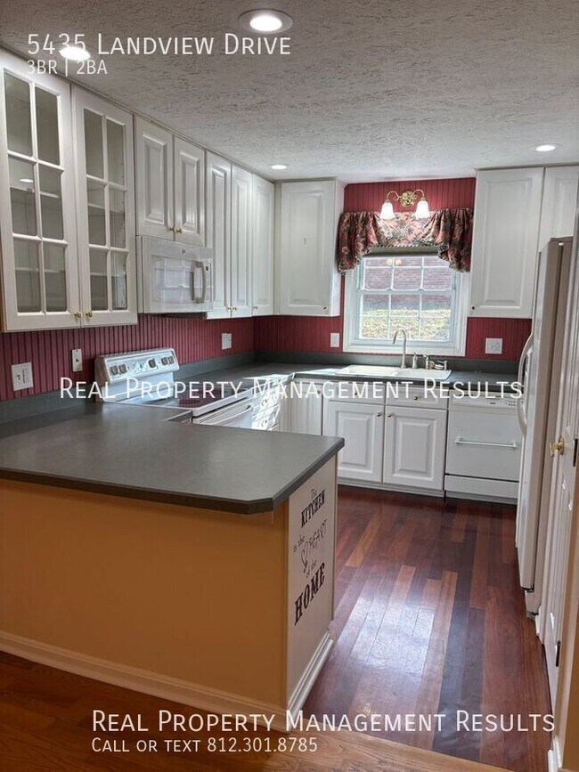 Building Photo - 5435 Landview Dr