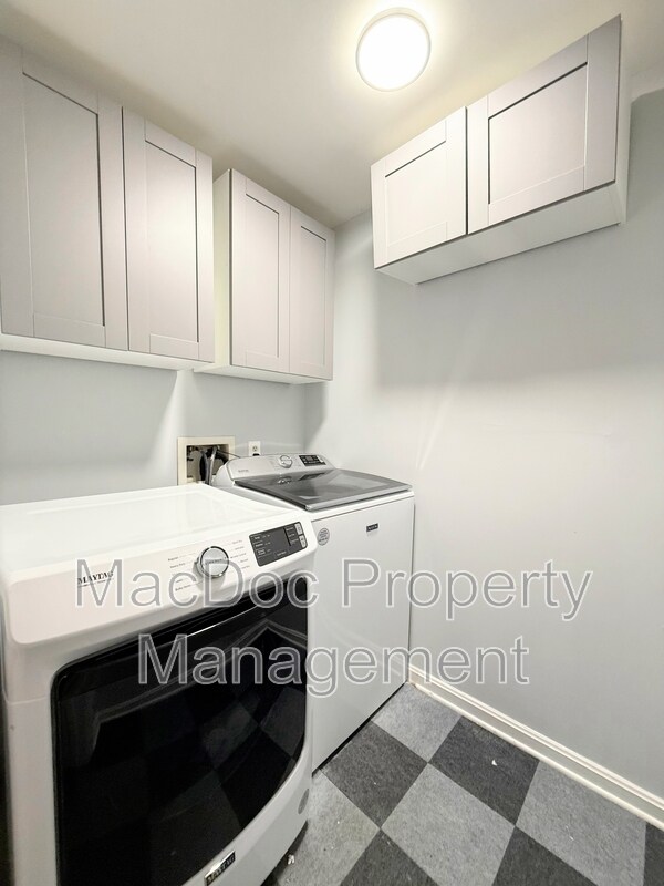 Building Photo - 11114 Ascot Cir