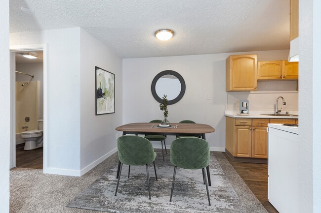 Cedars - Cedars Apartments & Daffodil Court Townhomes